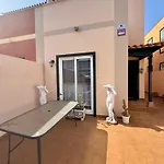 Lovely Terraced House In Costa Del Silencio Сasa de vacaciones